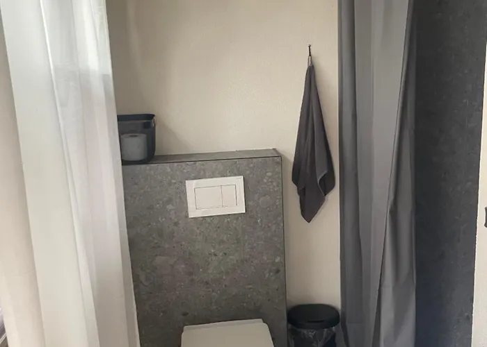 Gemuetliche Tiny-wohnung شوارزاخ أم ماين